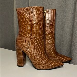 Lulus Dawson Tan Crocodile Pointed-Toe Mid Calf Boots Size 7